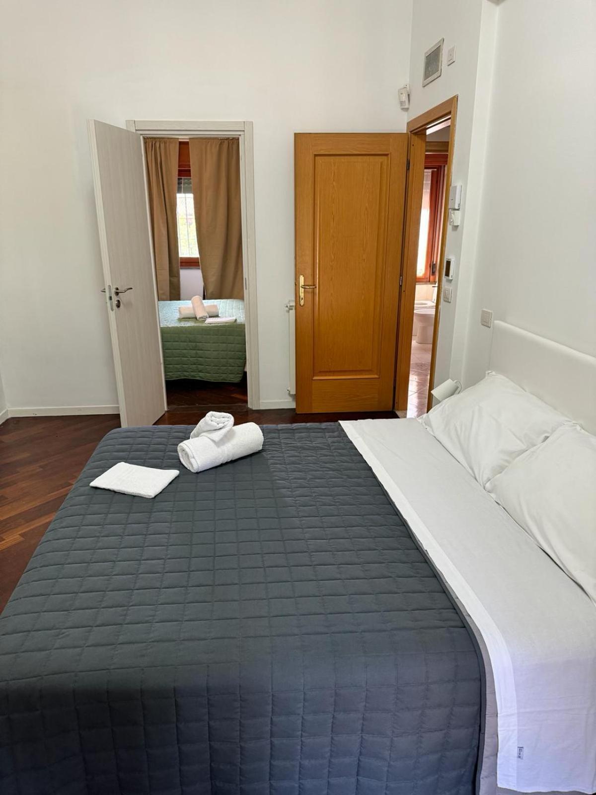 Hotel Dolcevita Eur 2 Luxury Roma Exterior foto