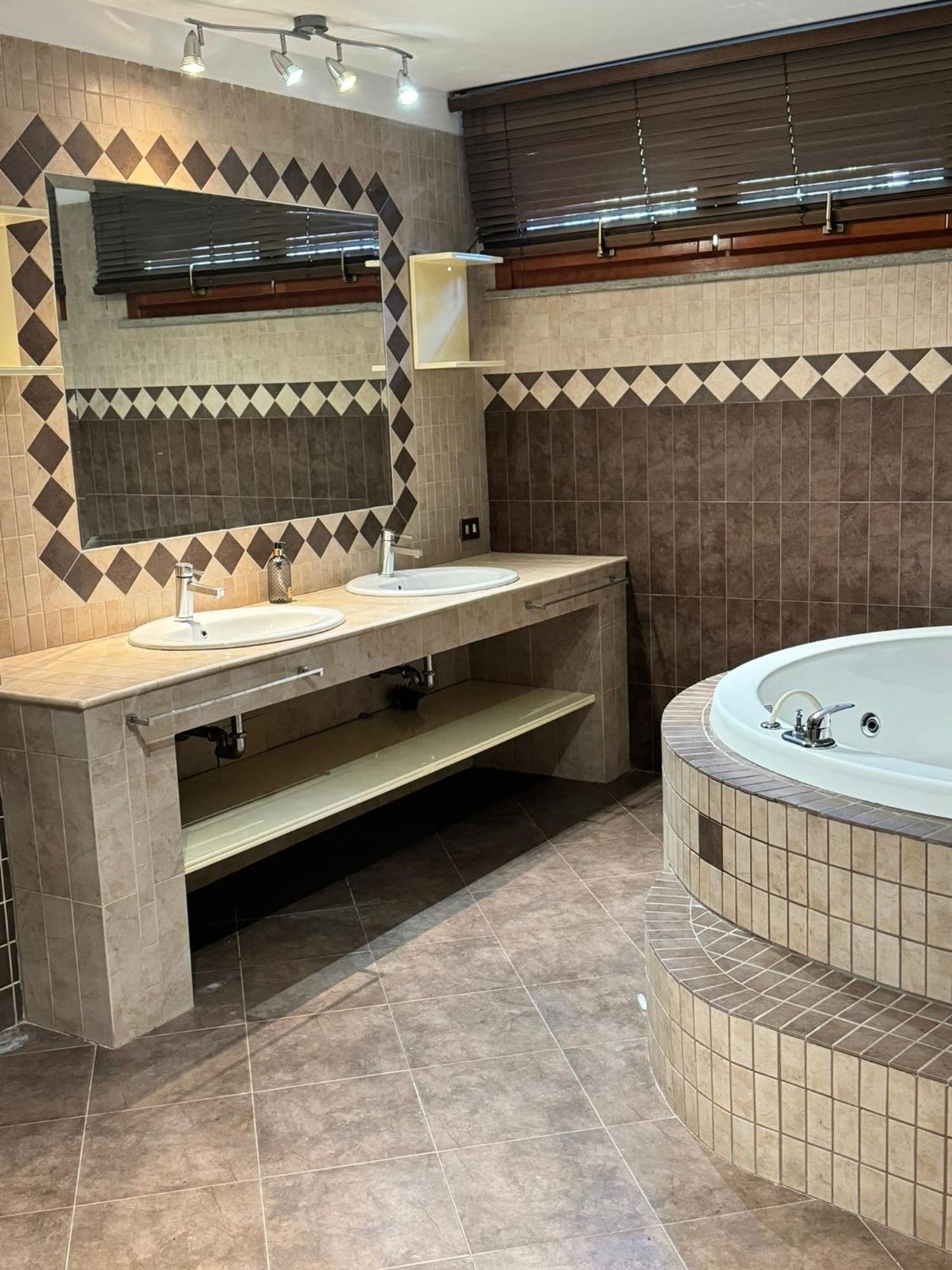 Hotel Dolcevita Eur 2 Luxury Roma Exterior foto