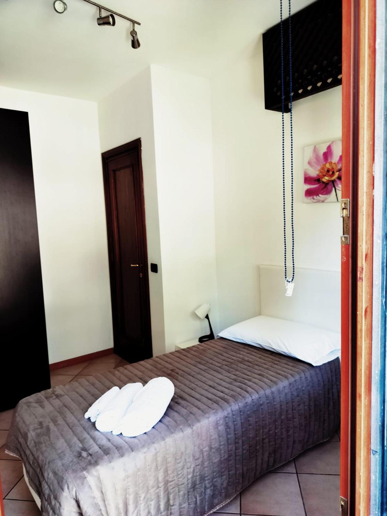 Hotel Dolcevita Eur 2 Luxury Roma Exterior foto